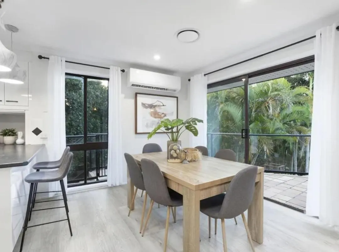 Paradise Retreat Resort Home With Waterfall & Pool On 2000M2 Gold Coast 0*,
